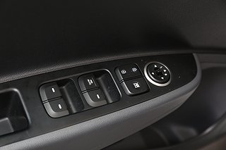 Halvkombi Hyundai i10 10 av 21