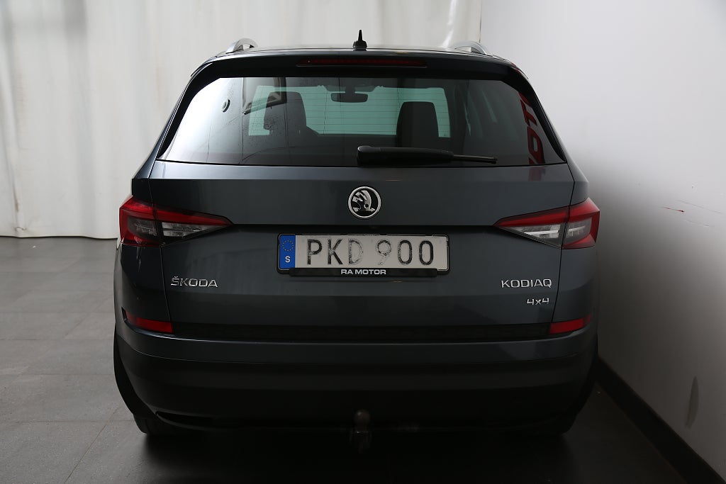 Skoda Kodiaq TSI 180 4X4 DSG STYLE *SE UTR* 360° Värmare Drag 2017