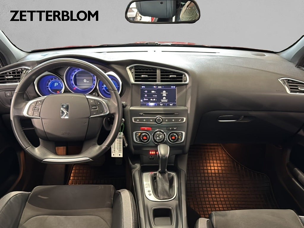 Halvkombi DS DS4 10 av 14