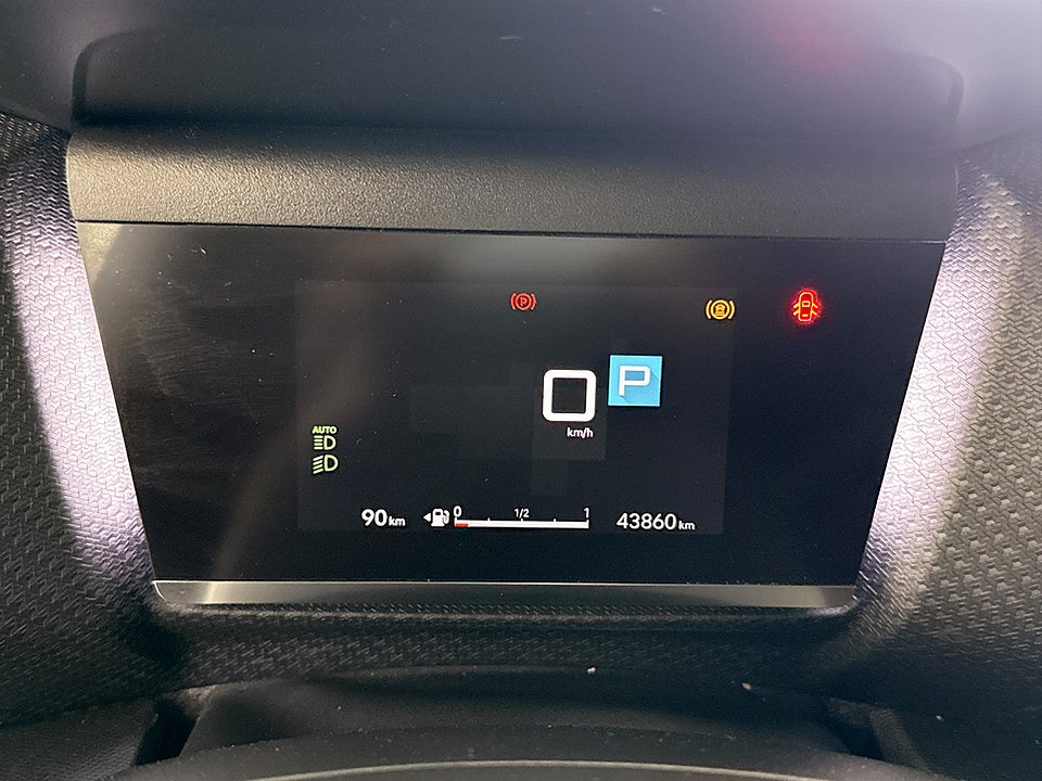 Bild på Citroën C4-X Shine 1.2 PT 130hk Aut HUD B-KAMERA NAVI