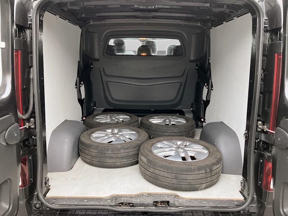 Bild på Renault trafic Nordic Line 3.0T 2.0 dCi 145hk Aut DUBBELHYTT DRAG