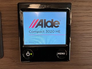 Husbil-halvintegrerad Adria Coral 670 SLT Supreme 18 av 37