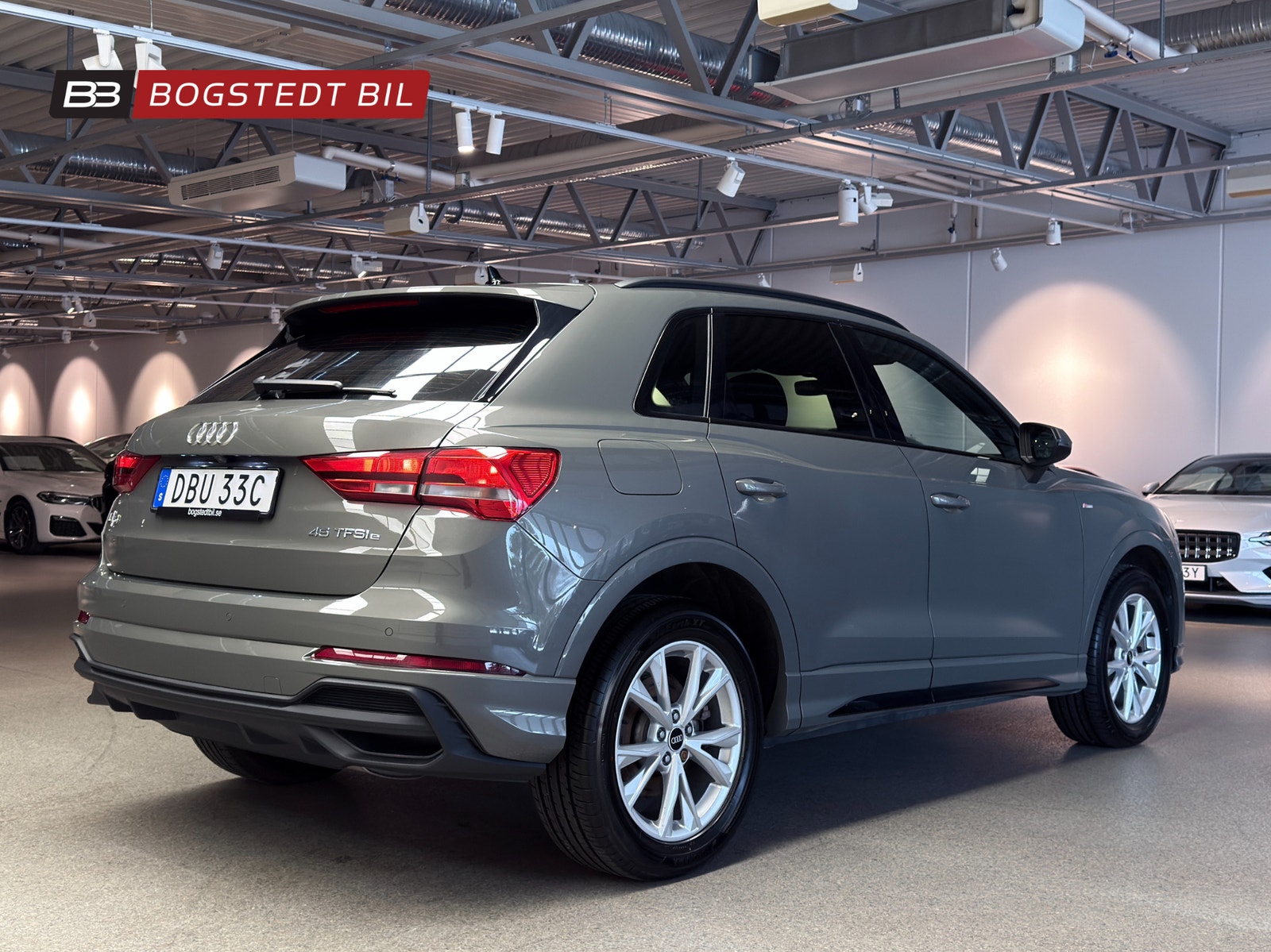 Audi Q3 45 TFSI e 245hk S-line | Dragkrok | Svart Optikpaket 2021 - miniatyr 8