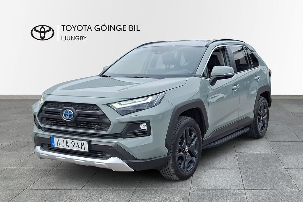 Toyota RAV4 ADVENTURE 2,5 HYBRID AWD-I DRAGKROK