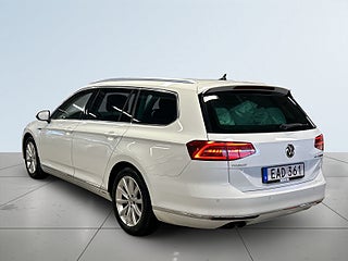 Volkswagen Passat Sportscombi 2.0 TDI 4M Drag/Kamera/M&Dvärm/LED/S&V-Däck
