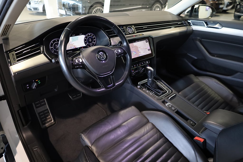 Volkswagen Passat Alltrack 2.0 TDI 240HK 4M Alltrack Cockpit Drag Navi Kamera