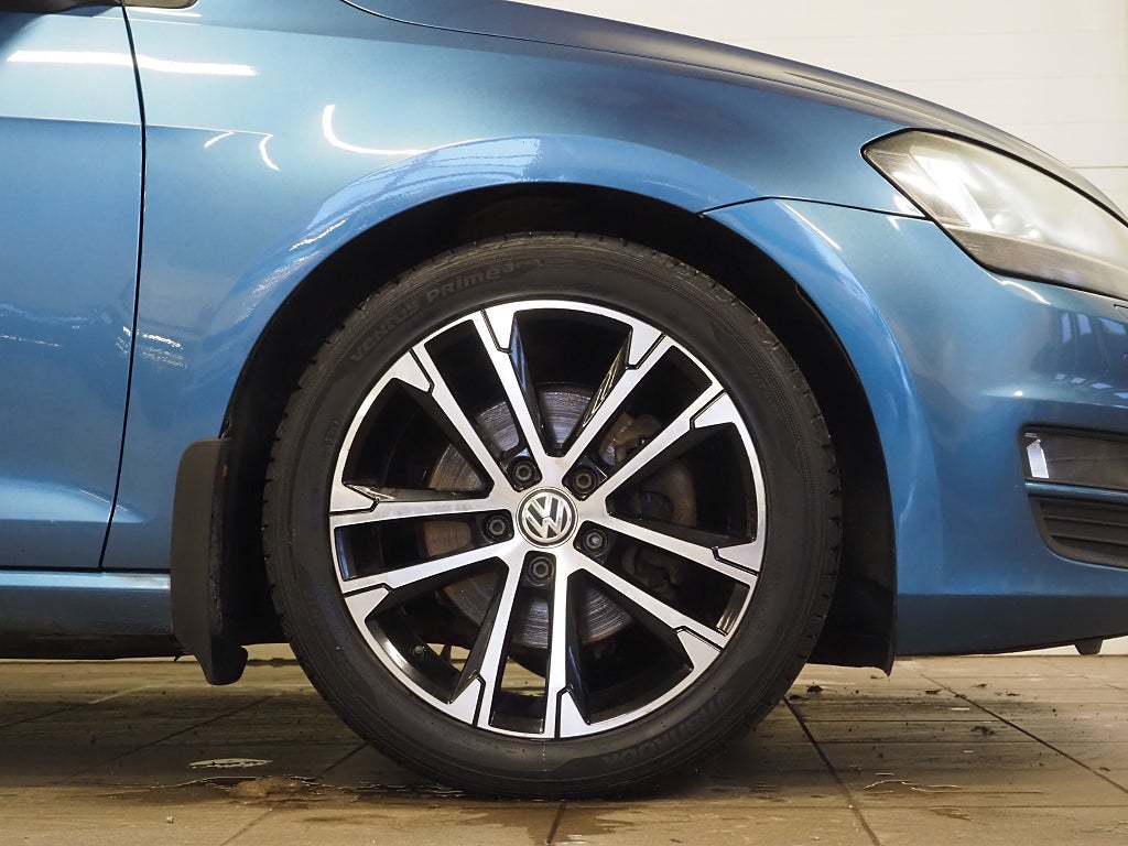 Volkswagen Golf Sportscombi 1.6 TDI 105hk |Dragkrok|Backkamera| 2014