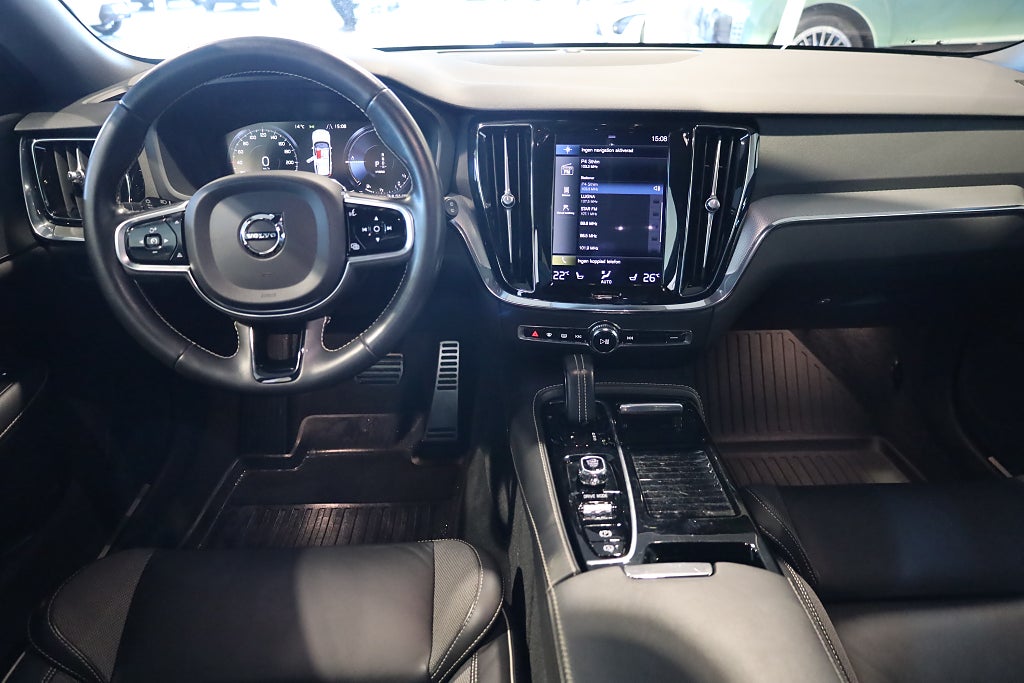 Volvo V60 Recharge T8 AWD 392hk R-Design Aut Kamera Leasbar