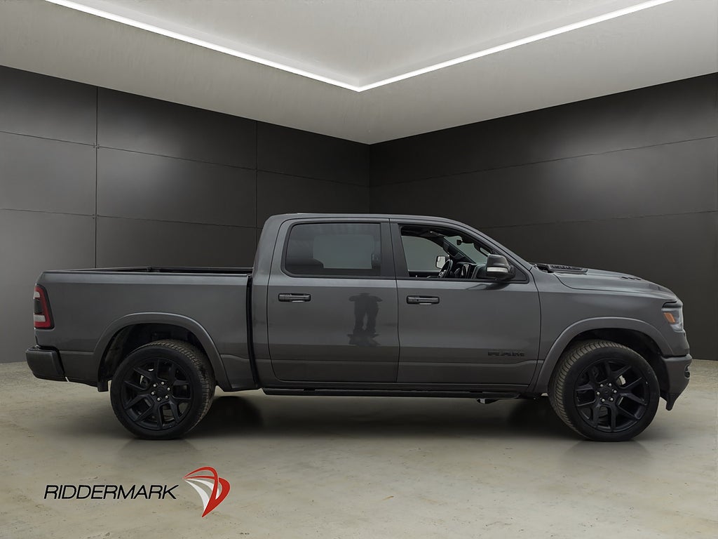 Dodge RAM 1500 Laramie Night 5.7 4x4 Drag Luft H/K Pano Moms