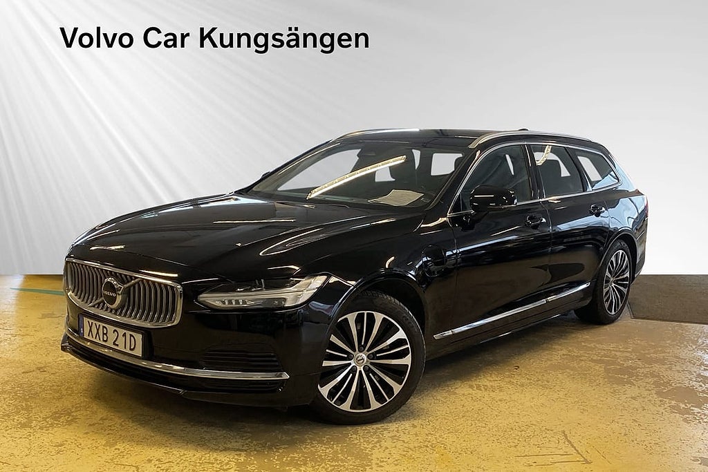 Volvo V90 Recharge T6 Core Edition DRAG LÄDER LONG RANGE