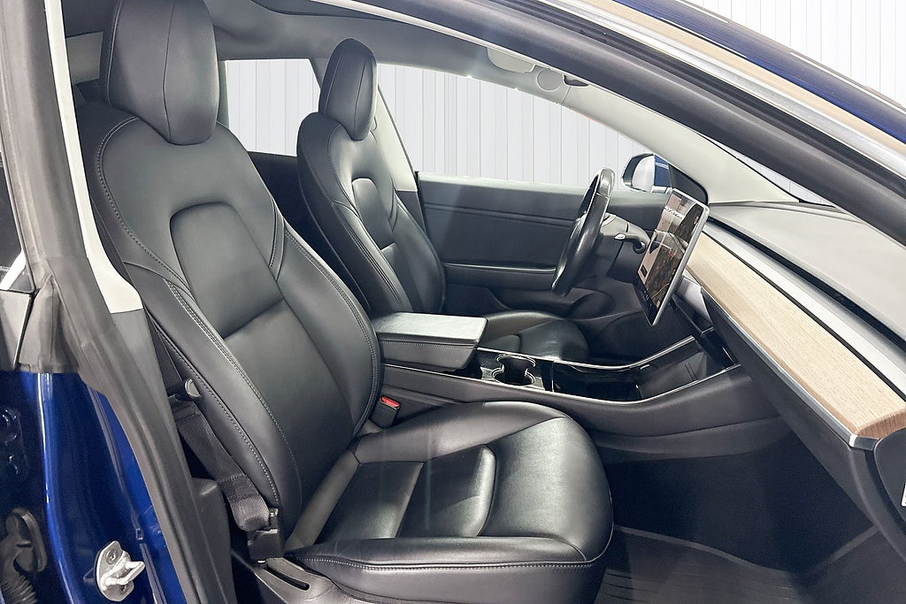 Tesla Model 3 2019