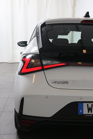 Halvkombi Hyundai i20 4 av 16