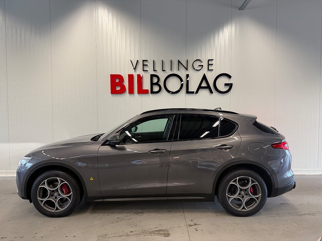Alfa Romeo Stelvio 2.2 JTD 16V Q4 B-Kamera Skinn Drag