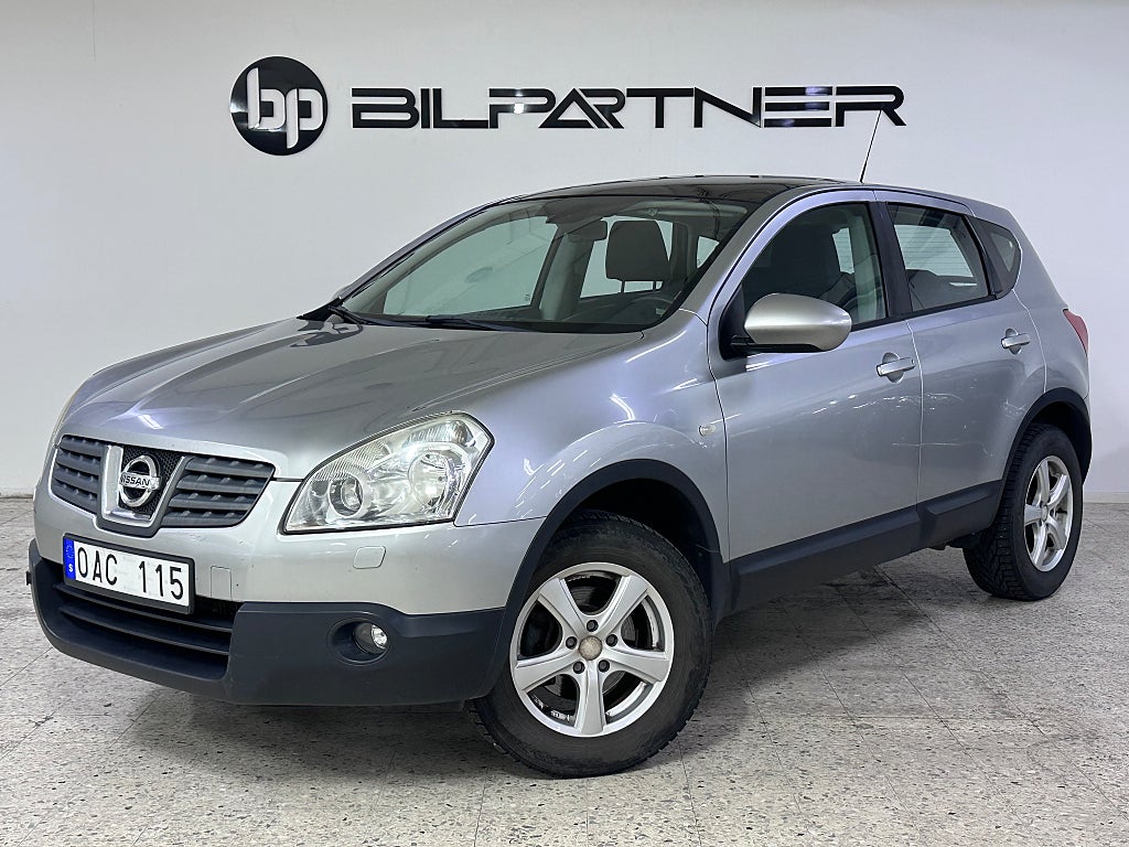 Nissan Qashqai 2.0 CVT 141hk | Automat | Panorama 