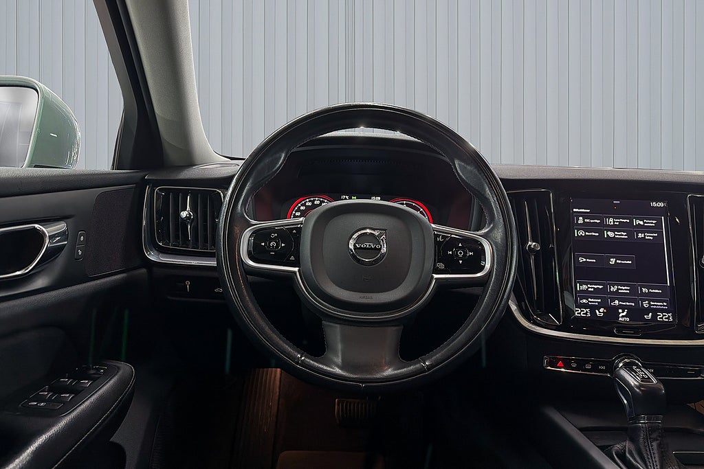Volvo V60 Cross Country 2020