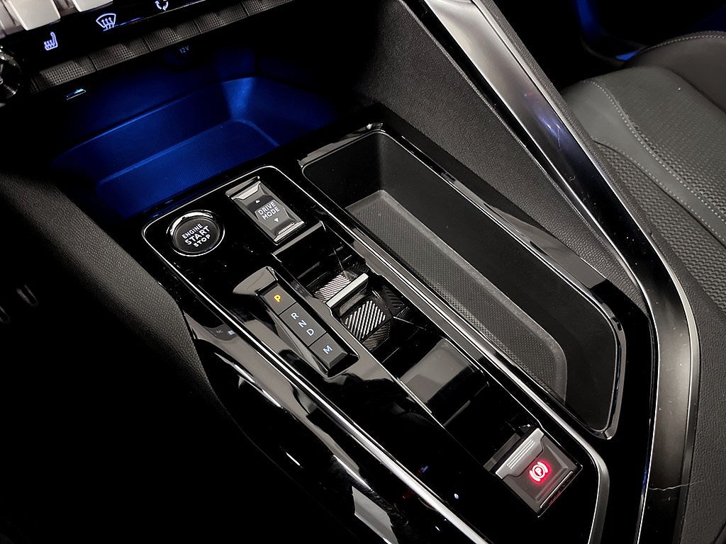 Bild på Peugeot 3008 GT 1.2 PT 130hk Aut - B-KAMERA,EL-BAKLUCKA