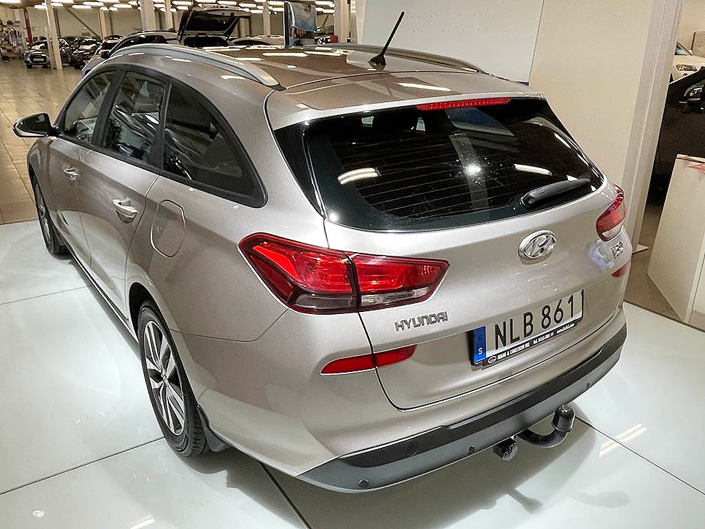 Hyundai i30 Kombi 1,4T-GDi Automat 140Hk