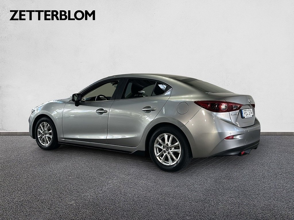Sedan Mazda 3 3 av 16