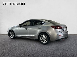 Sedan Mazda 3 3 av 16