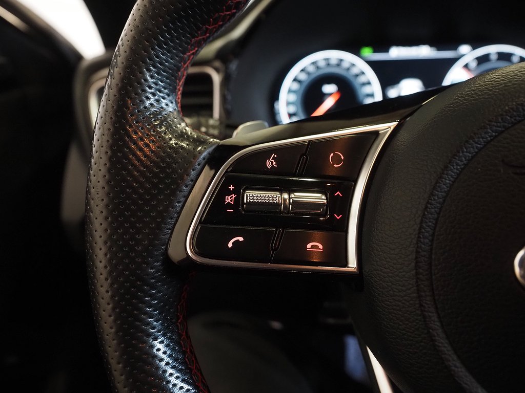 Kia ProCee'd GT 1.6 T-GDI DCT 204hk Navi JBL Kamera 2020