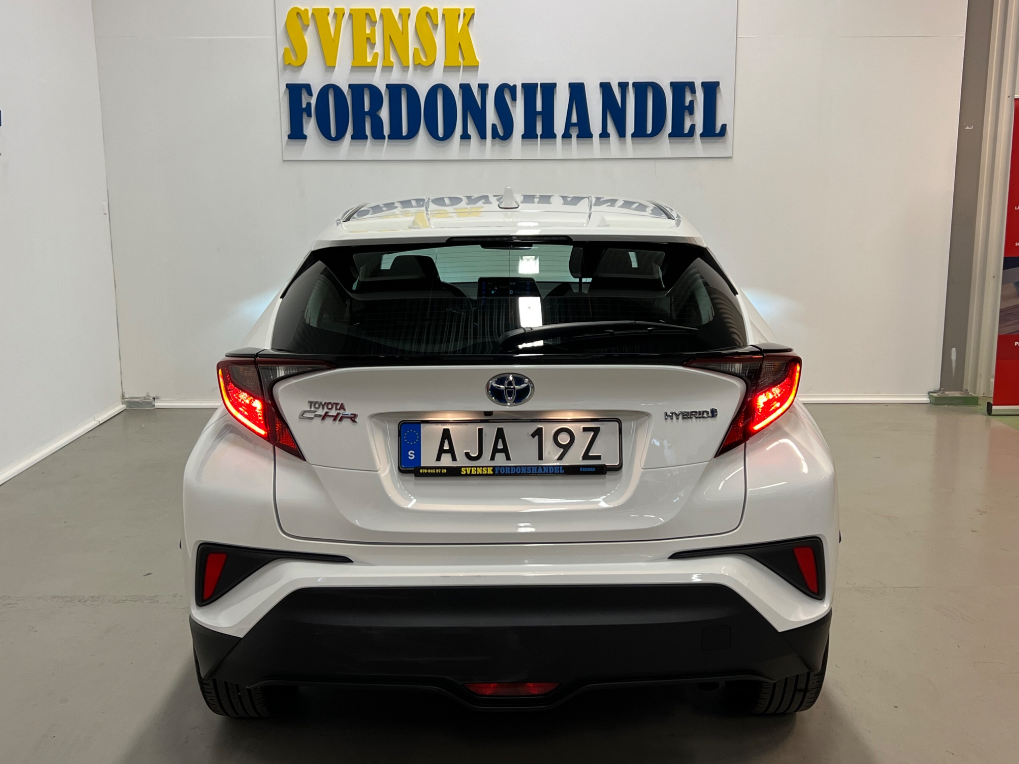 Toyota C-HR Hybrid CVT (Automat) Active 2023, bild 5/10