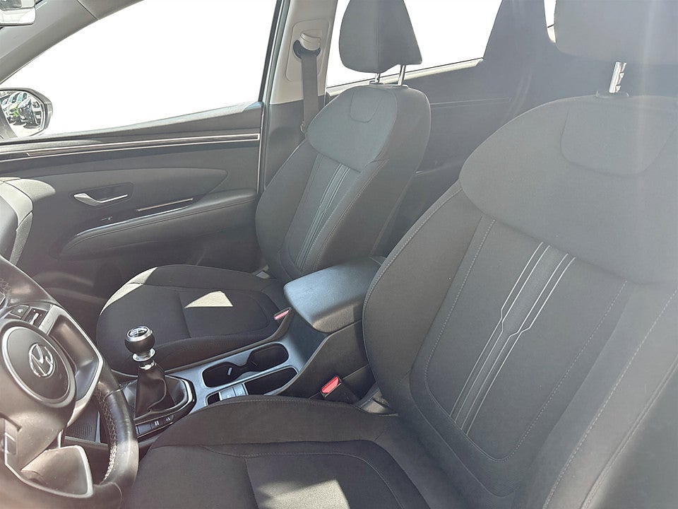 Bild på Hyundai Tucson Essential 1.6 T-GDI 150hk B-KAMERA DRAG NAVI