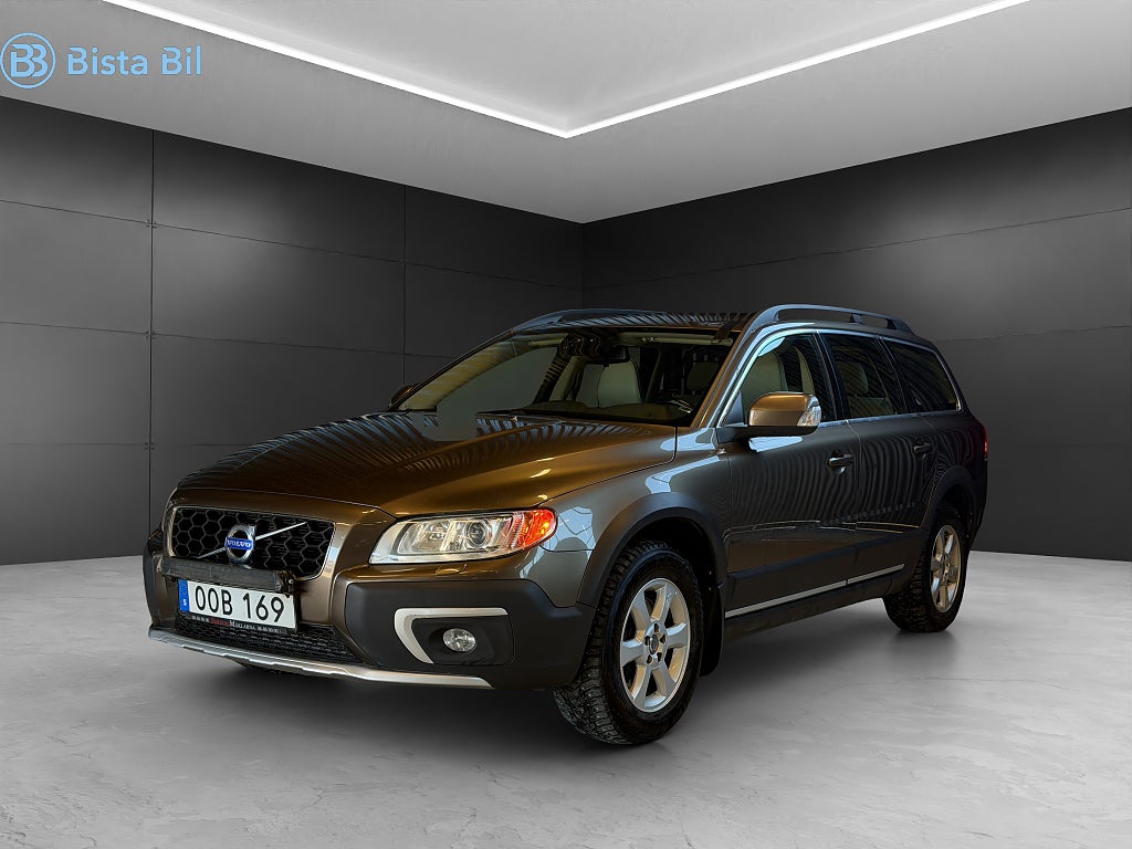 Volvo XC70 D5 AWD MOMENTUM / DRAG / VÄRMARE / PDC / 215Hk