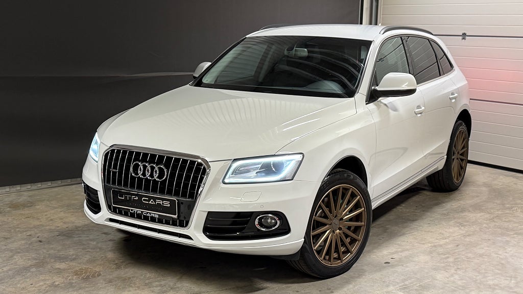 Audi Q5 3.0 TDI V6 DPF quattro | Design | Dragkrok | Navi