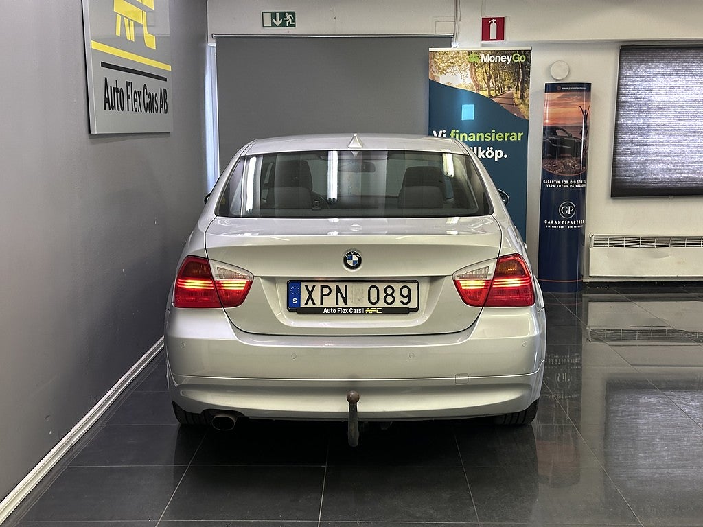 BMW 320I Sedan Advantage, Comfort | DRAG | NY KAMKEDJA | BASLÅDA