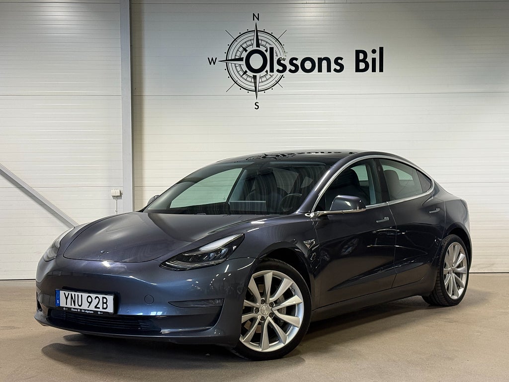 Tesla Model 3 Long Range AWD EAP Panorama 