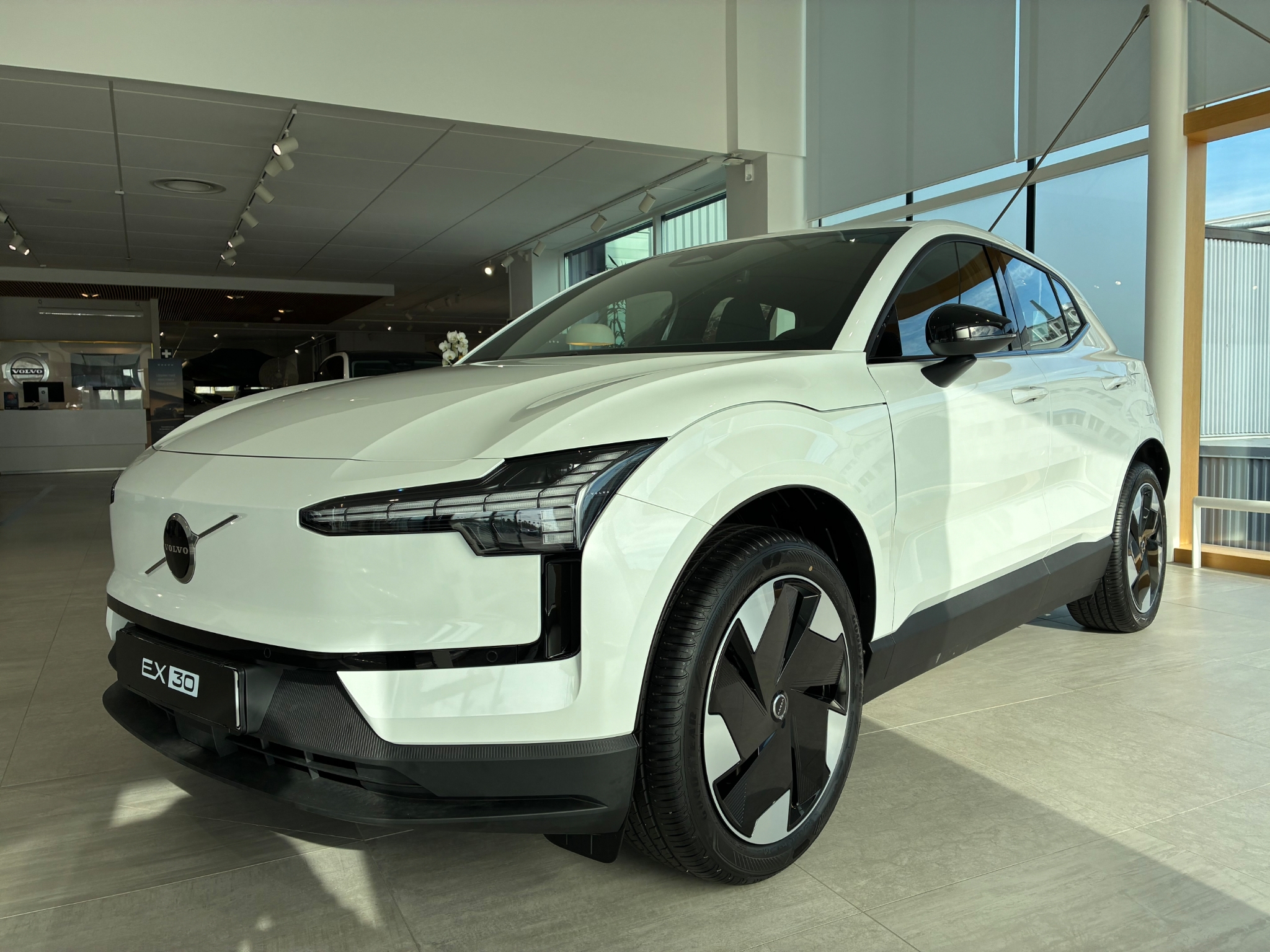 Volvo EX30