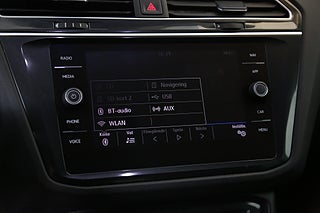 SUV Volkswagen Tiguan 19 av 27