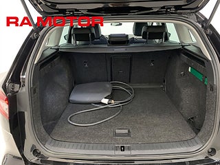 SUV Skoda Enyaq 18 av 18