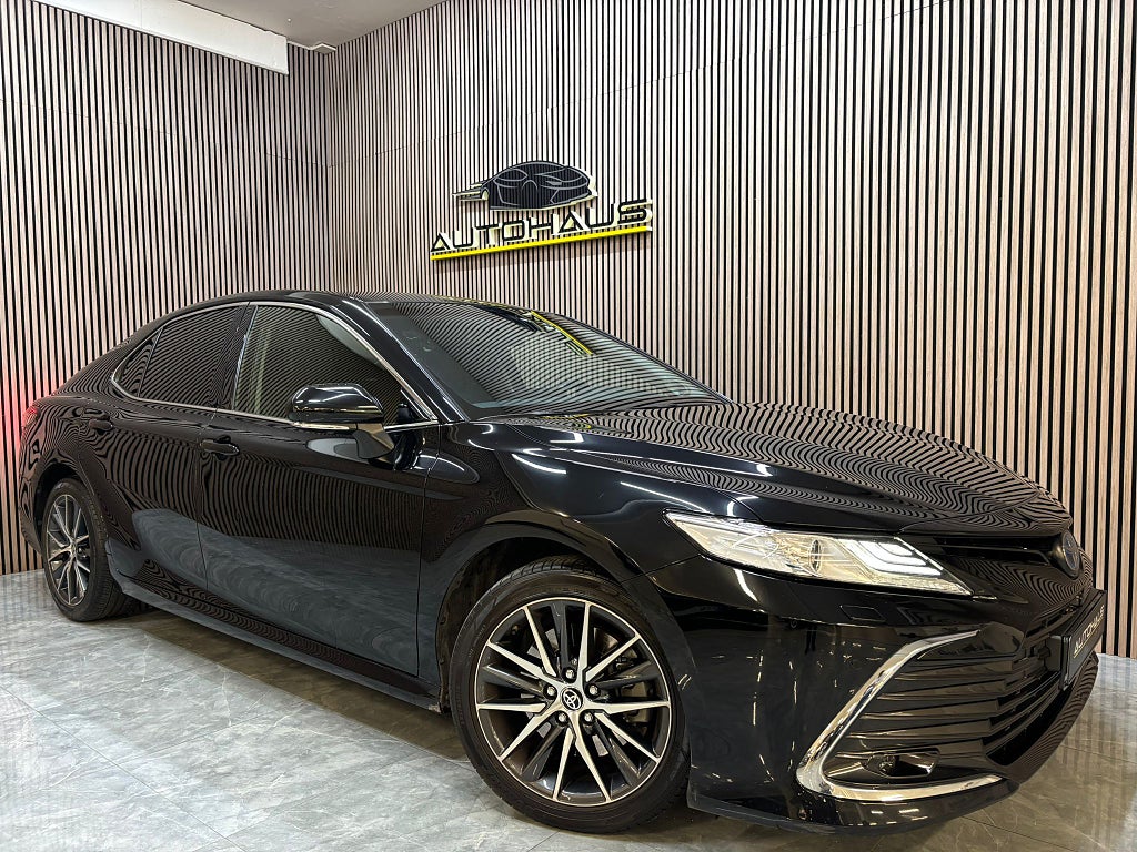 Toyota Camry Hybrid CVT Head-Up JBL Navi  Backkamera 1,95% 