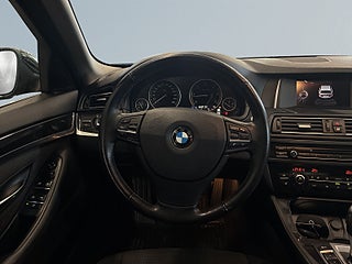 BMW 520d xDrive Touring S&V-hjul/Dragkrok/Dvärm – bild 9