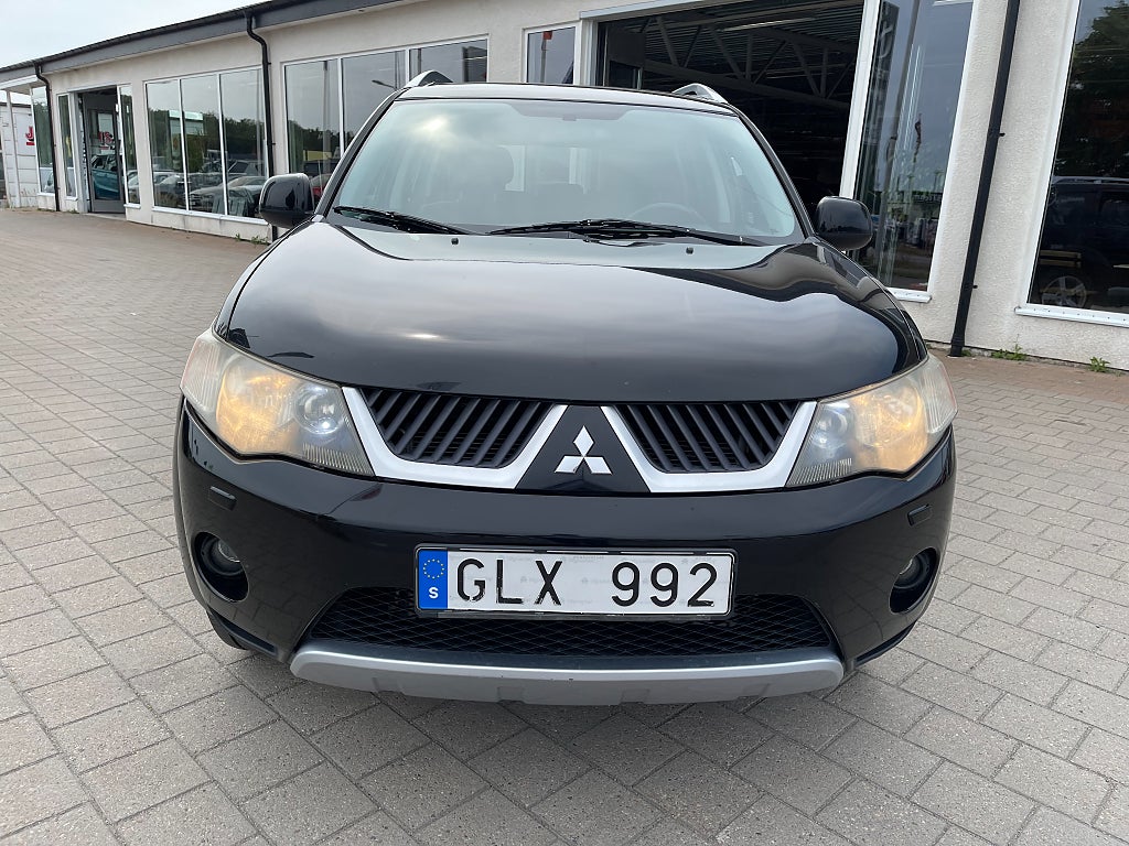Mitsubishi Outlander 2.4 MIVEC AWC INVECS-III CVT