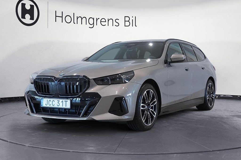 BMW i5 xDrive40 Touring Touringm Sport Pro Pro Business Ed Drag H K DA