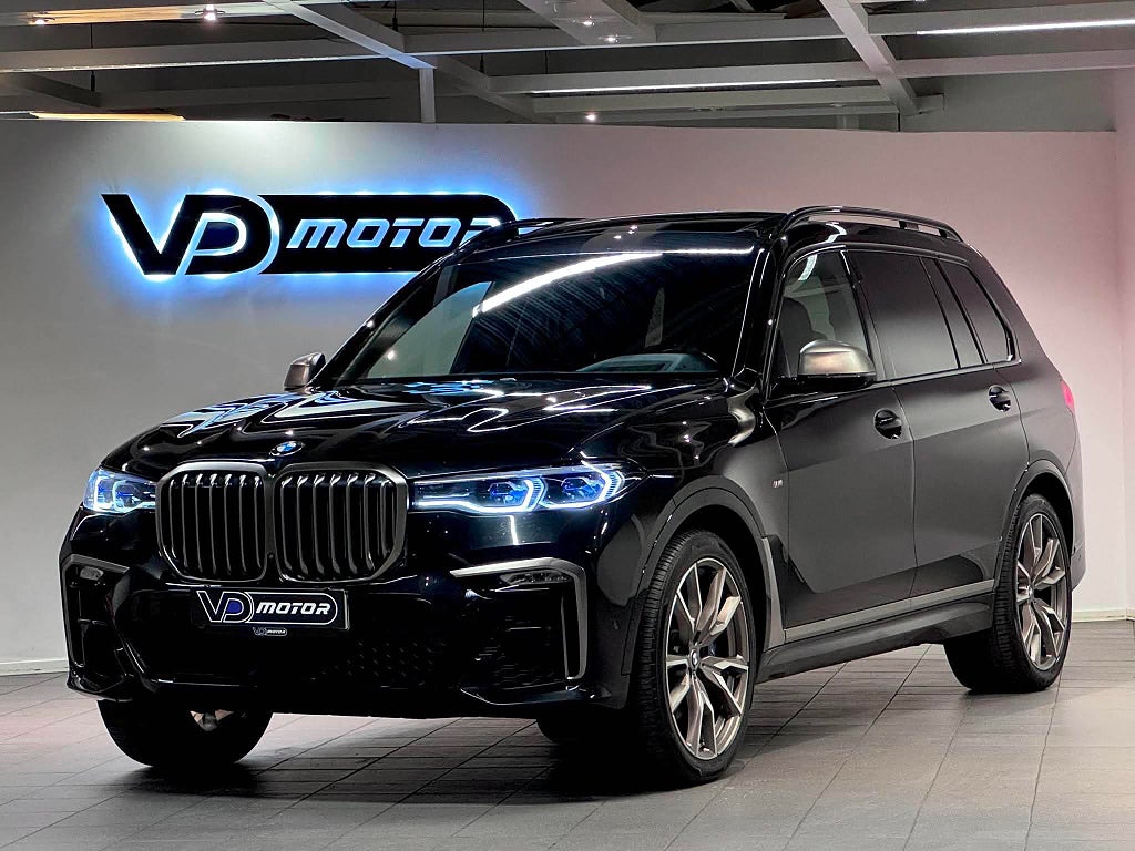 BMW X7 M50d Laser 22" Sky Lounge 7-sits Executive B&W 400hk