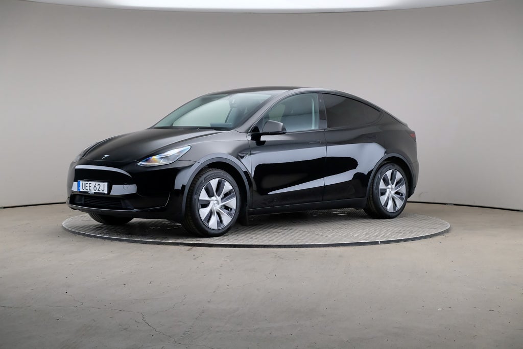 Tesla Model Y Standard Range Drag