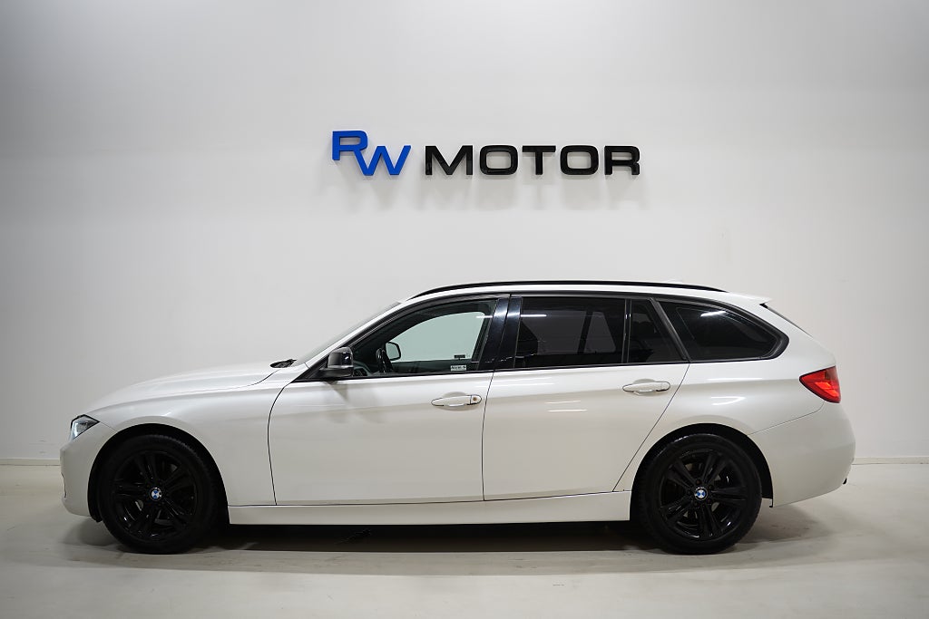 BMW 320D xDrive Touring 184hk Sport HIFI Panorama Farthållare