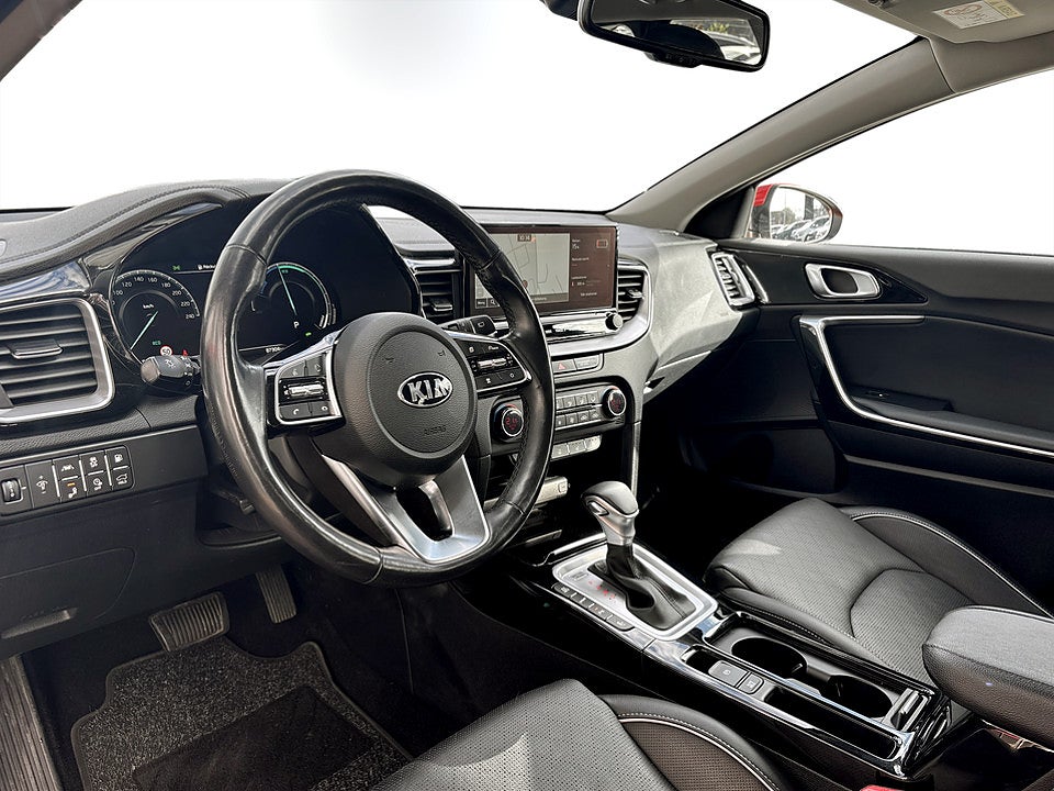 Bild på Kia Ceed SW Advanced Plus 2 PHEV 141hk Aut PANO B-KAMERA NAVI
