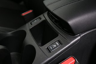 SUV Nissan Qashqai 17 av 21