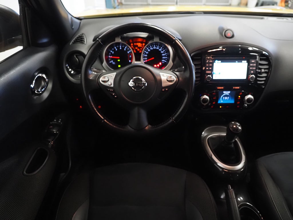 Nissan Juke 1.2 DIG-T 115hk N-Connecta Pano Navi Kamera Keyless 2016