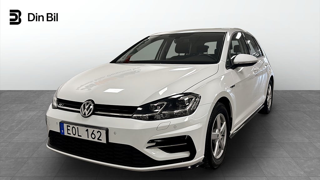 Volkswagen Golf 115hk R-Line Backkamre/Fjärrstyd p.värmare