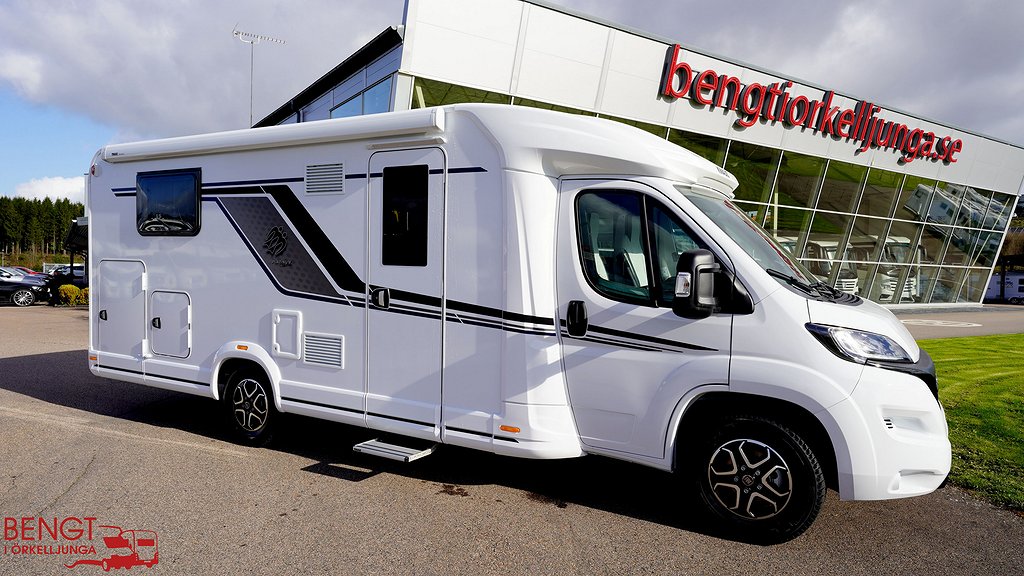 Knaus Sky TI Platinum Selection 700 MEG