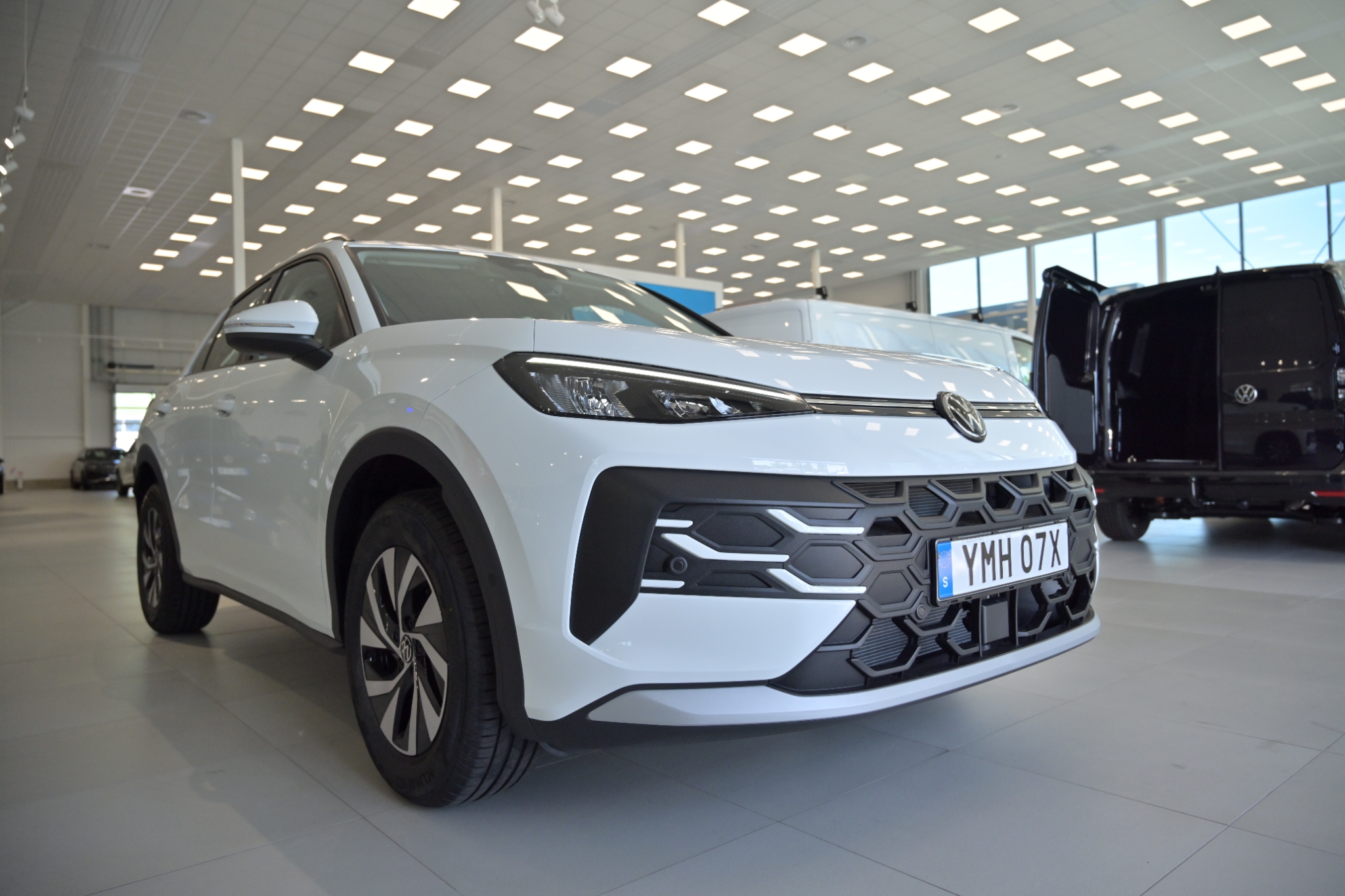 Volkswagen T-Roc 1.5 eTSI 150 hk 2027, photo 4/10