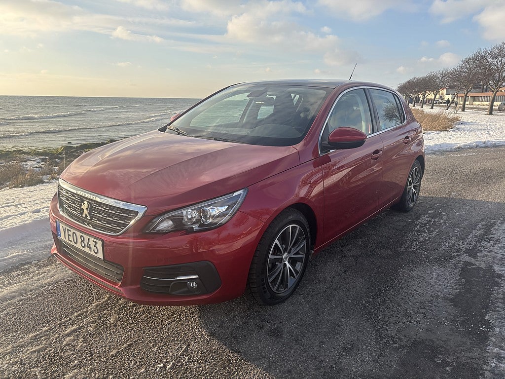 Peugeot 308 1.2 130HK Allure Automat 