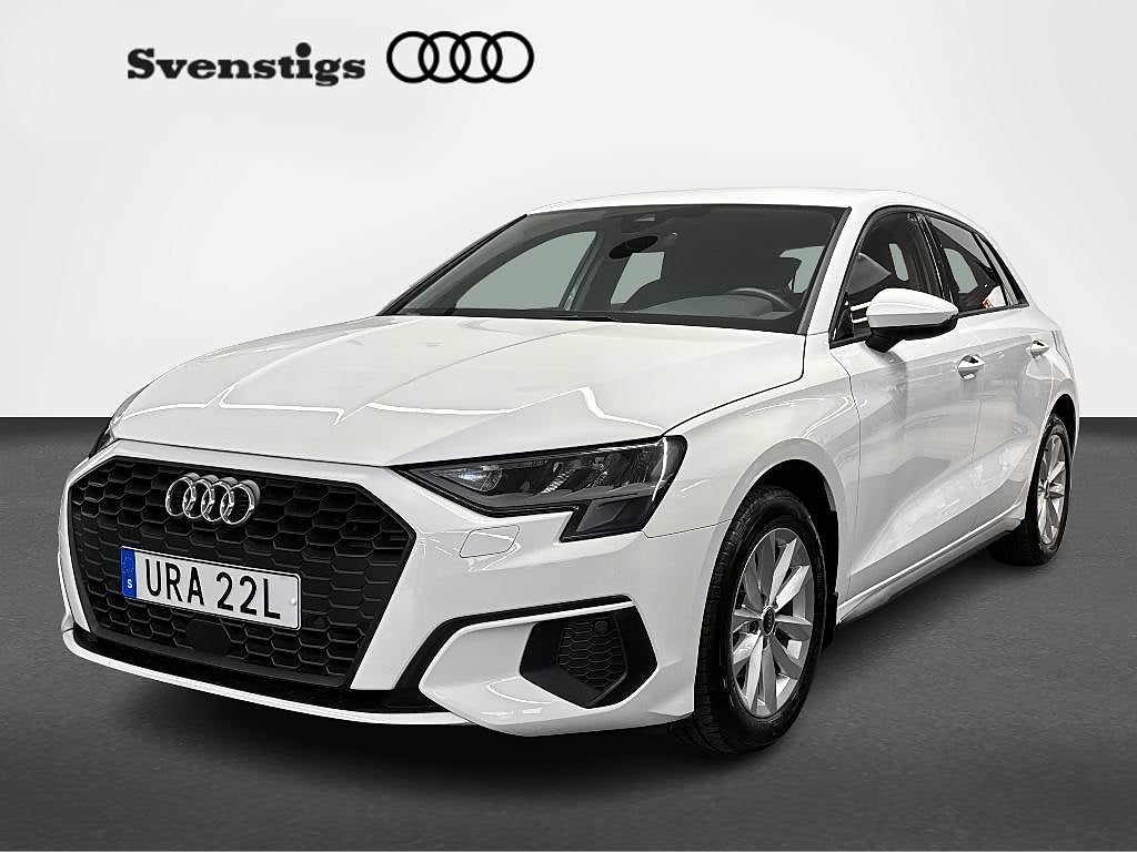 Audi A3 Sportback 35 TFSI Låga mil / 1 Ägare