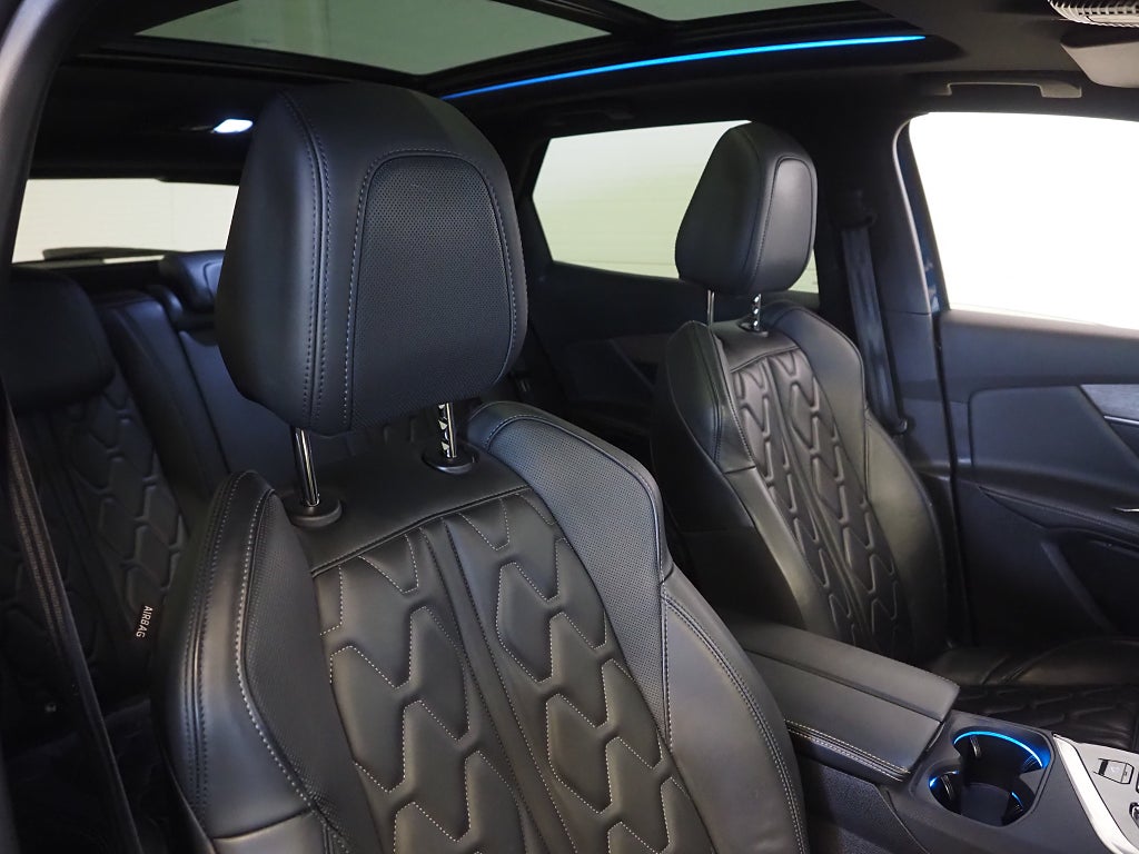 Peugeot 3008 HYBRID4 300 EAT GT | Pano | Drag | Kamera | GPS | Skinn 2021