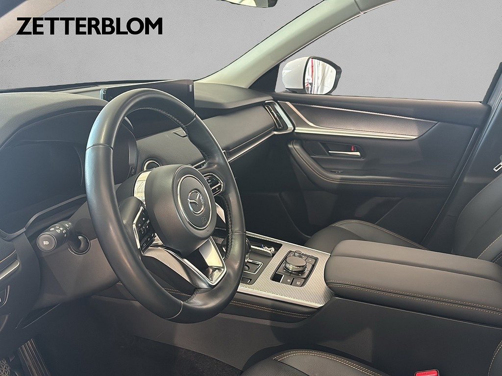 SUV Mazda CX-60 8 av 13